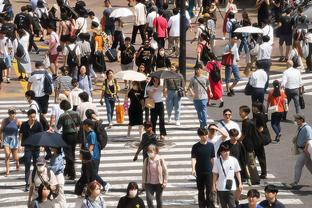 站稳脚跟？张陈治锋再次首发出战 贡献2分7板2助1帽帮助球队取胜